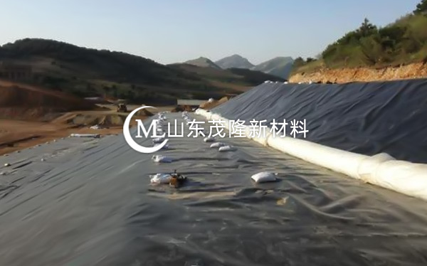 《崇义县思顺乡垃圾填埋场》土工布、土工膜施工