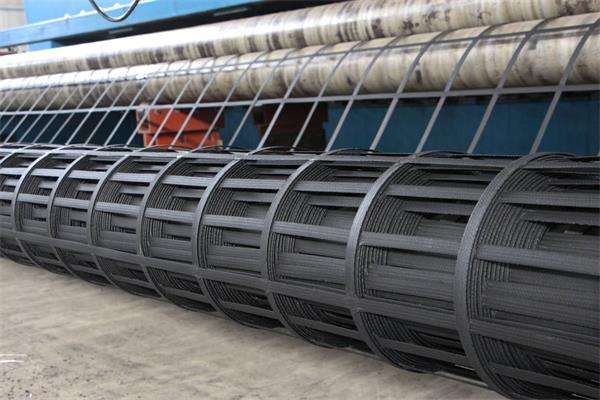 钢塑土工格栅在各种地面、土壤的适应力强  第2张