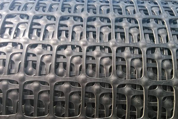 塑料土工格栅在施工中能起到什么作用？  第1张