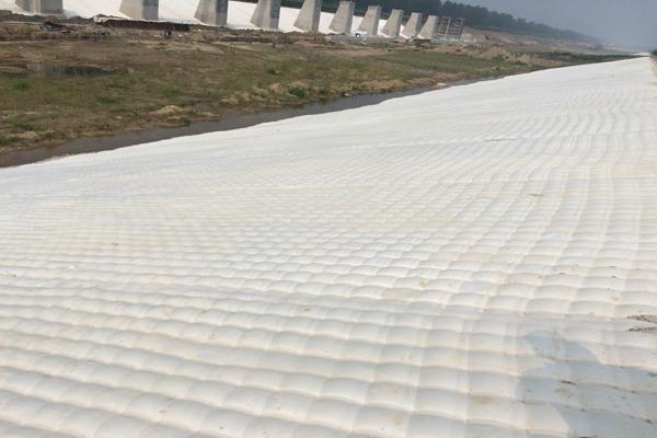 护坡工程会用到哪些土工材料？  第6张