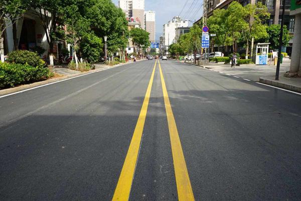 土工格栅在城市白改黑道路上怎么施工呢？  第2张