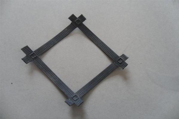 修复受损路面的钢塑土工格栅方法有哪些呢？  第3张