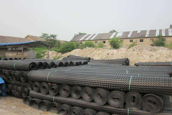 经编涤纶土工格栅再施工中有哪些注意事项呢？  第2张