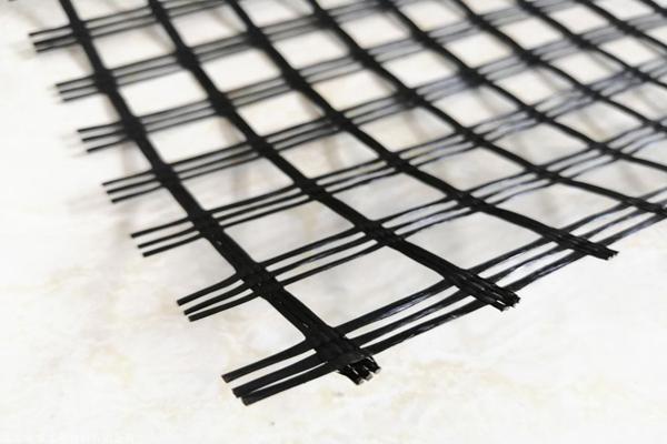 玻纤土工格栅应用指南：全面解析用途、安装及维护技巧  第3张