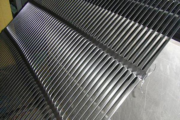 单向土工格栅加筋挡土墙施工指南  第3张