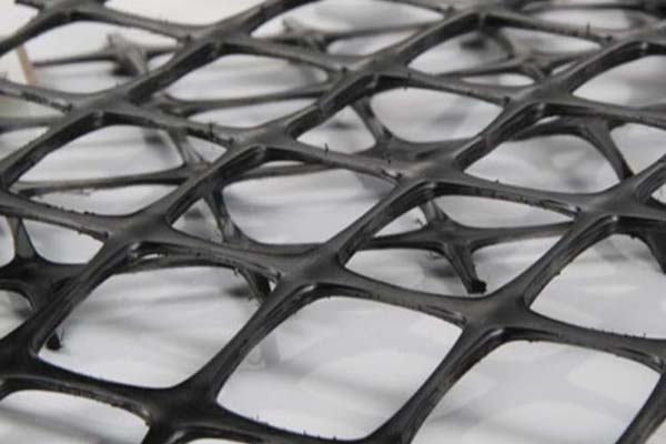 土工格栅抗腐蚀性能：值得信赖的选择吗？  第2张