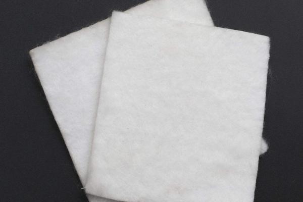 土工格栅与土工布的区别有哪些，如何选择合适的材料  第4张