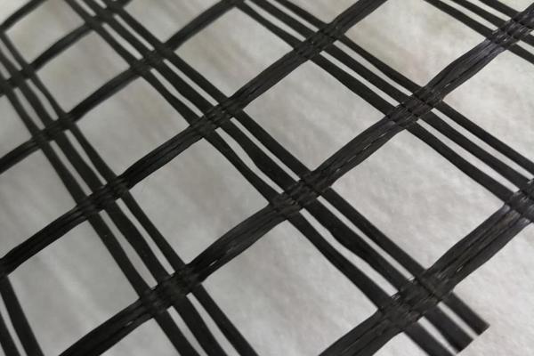 聚酯土工格栅是否含有钢丝构成？  第2张