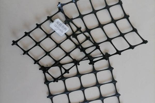 双向土工格栅在机场、码头与道路建设中的创新应用  第3张