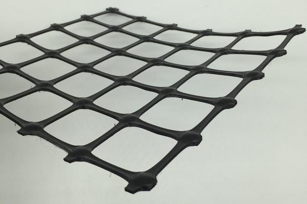 土工格栅在粘层油前还是后  第3张