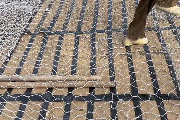 高韧性聚酯纱线集束土工格栅在公路增强中的应用 第3张