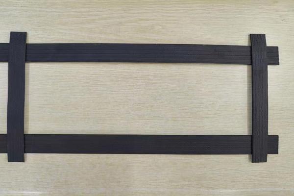 怎么判断高韧性聚酯纱线集束土工格栅的好坏  第2张