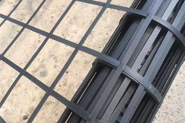 钢塑土工格栅和玻纤土工格栅可以混用吗？  第1张