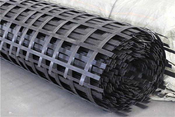 高韧性聚酯纱线集束土工格栅可以用在建筑中吗  第2张